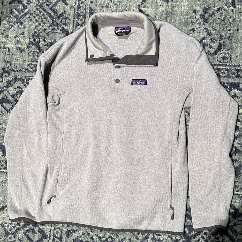 Patagonia sweatshirt